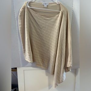 LIZ CLAIBORNE KHAKI COLOR 3X PONCHO 100% acrylic asymmetrical hemline classic